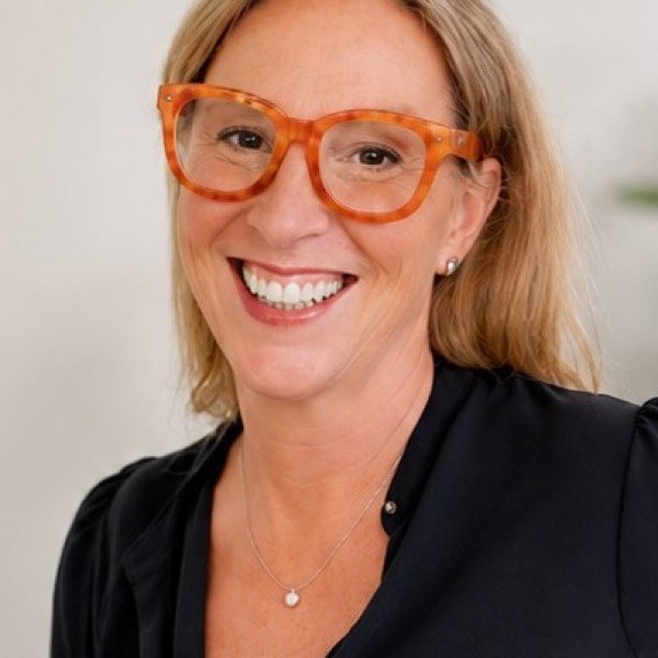 Dr Daniela Tonucci
